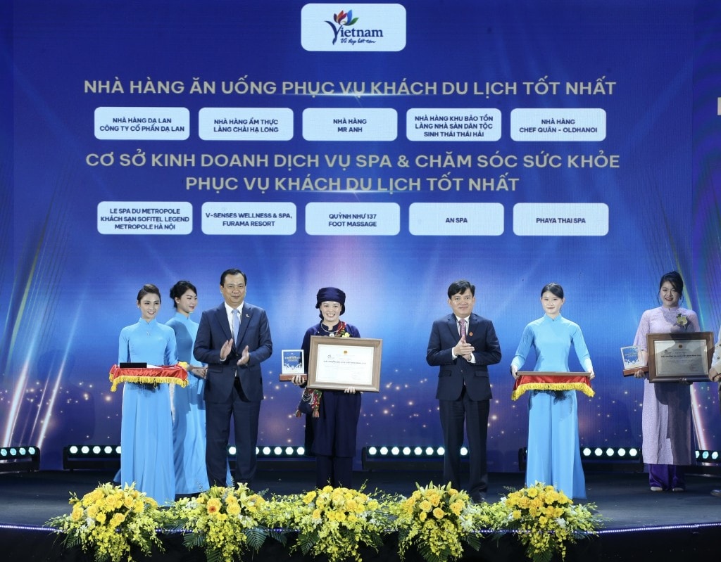 Vinh danh 113 doanh nghiệp, đơn vị tiêu biểu trong lĩnh vực du lịch