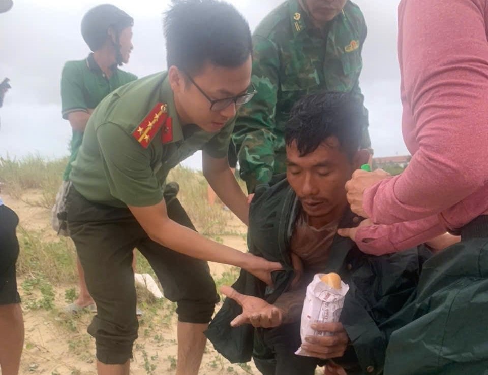 a193.cua-viet.jpg