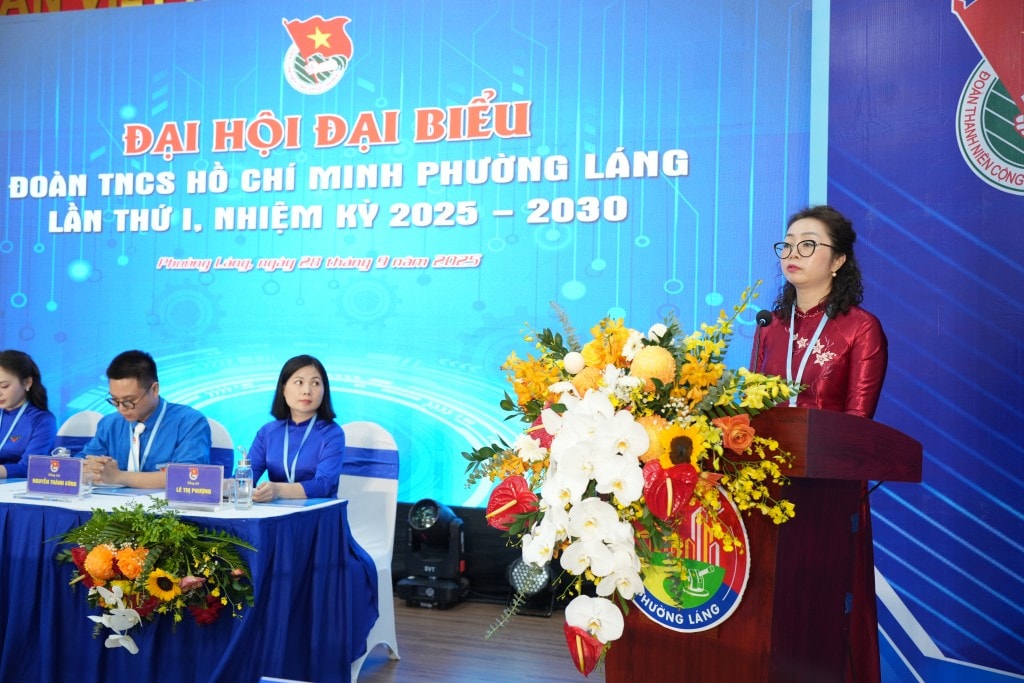 Đồng chí Nguyễn Thị Minh Hiền - Phó Bí thư Thường trực Đảng uỷ phường Láng (TP Hà Nội) đánh giá cao những thành tích tuổi trẻ phường Láng đạt được và kỳ vọng trong nhiệm kỳ mới sẽ tiếp tục phát huy và có những thành tích cao hơn nữa.