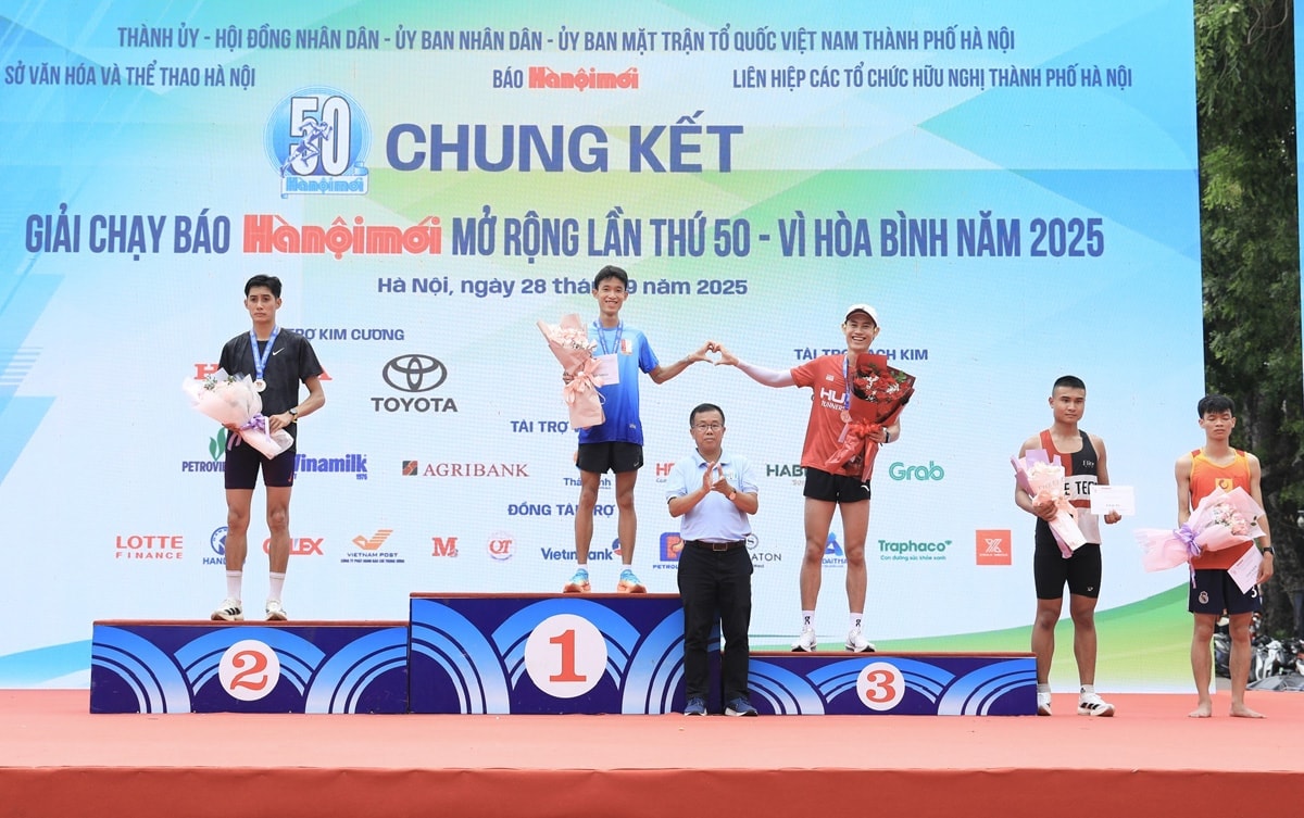 29-dh-cao-dang-nghe-nam.jpeg