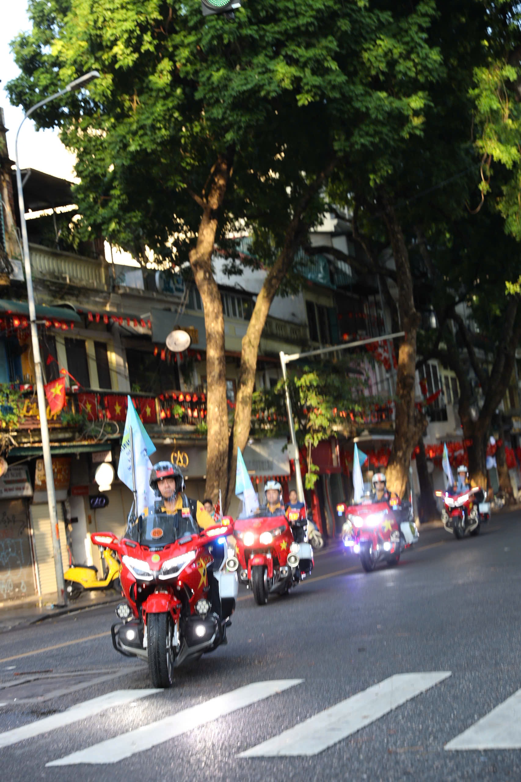 29-moto-the-thao2.jpg