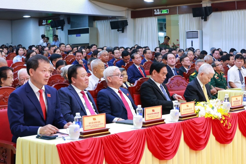 Nguyên lãnh đạo