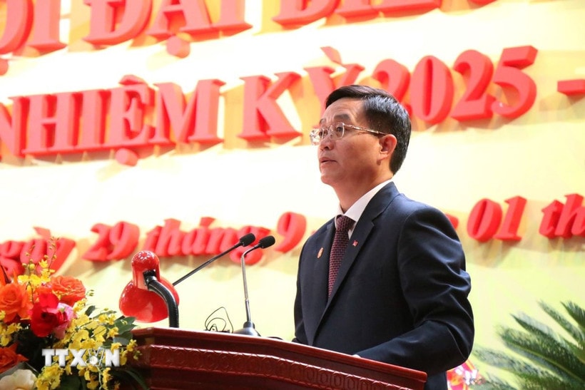 Ông Nguyễn Đình Trung, Bí thư Tỉnh ủy Đắk Lắk nhiệm kỳ 2020-2025, phát biểu khai mạc Đại hội. (Ảnh: Ngọc Minh/TTXVN)