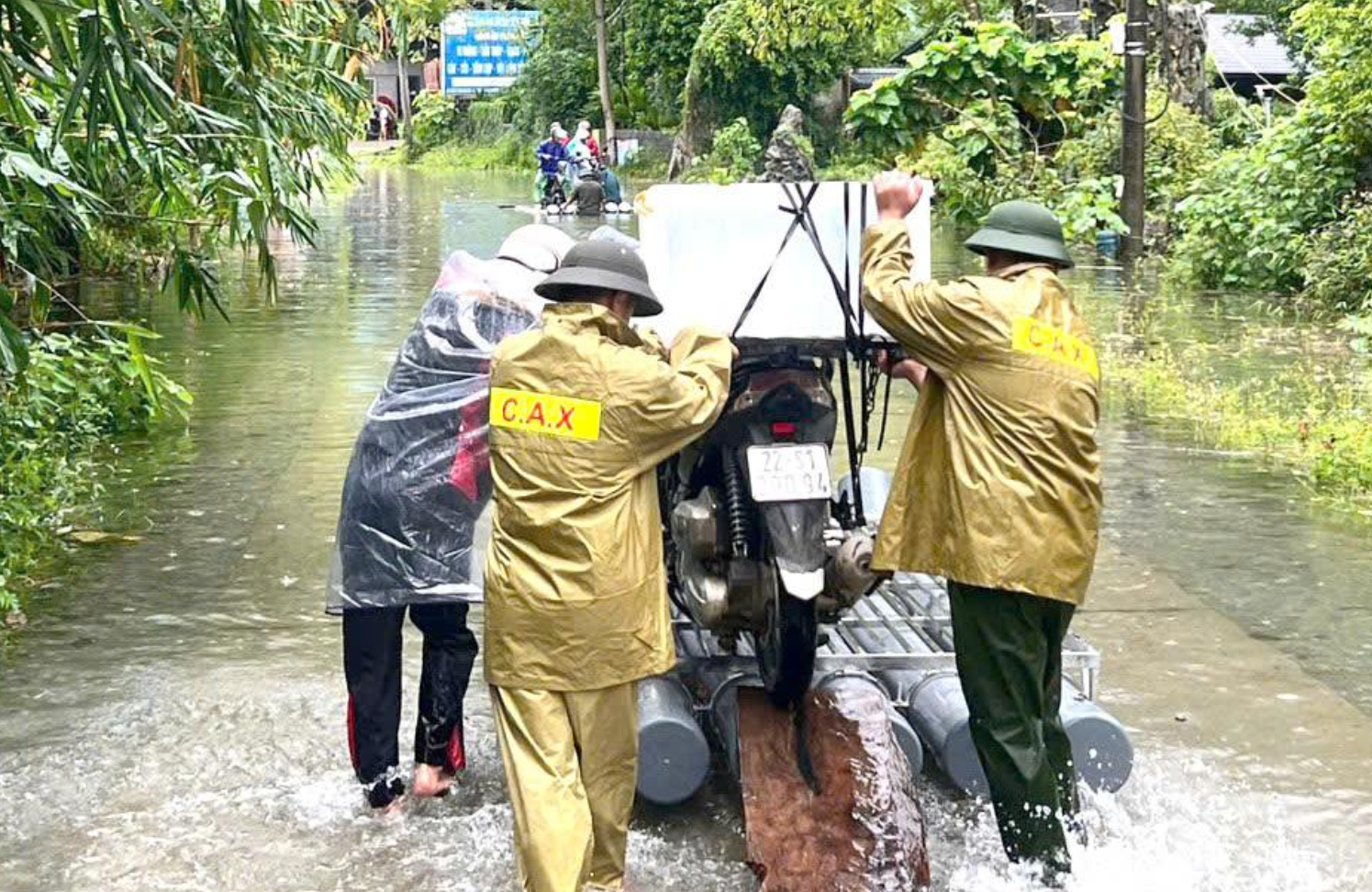 [Podcast] Tin tức ngày 2-10: Tập trung hỗ trợ, cứu trợ người dân ảnh hưởng bởi mưa lũ