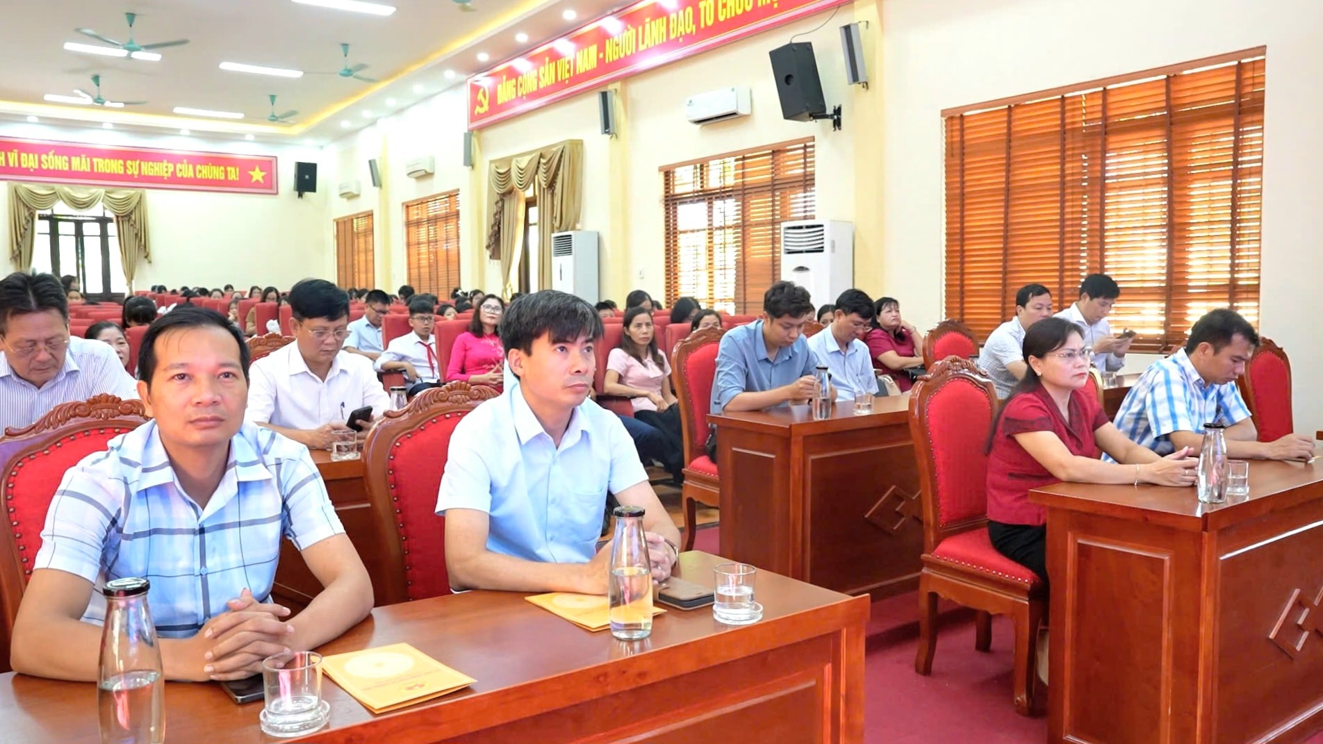 ដួង-ហោ3.jpg