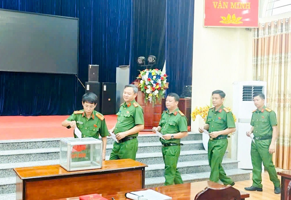 Ủy ban MTTQ xã Hòa Xá kêu gọi hỗ trợ đồng bào sau bão số 10