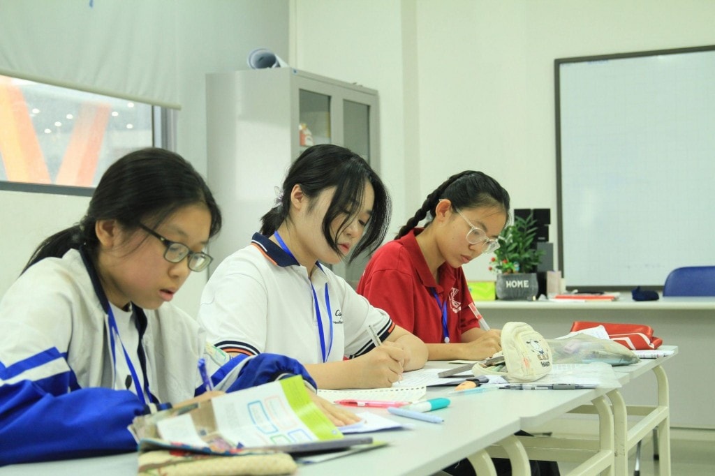 Bộ GD&ĐT ban hành chương trình giáo dục nâng cao dành cho các môn chuyên