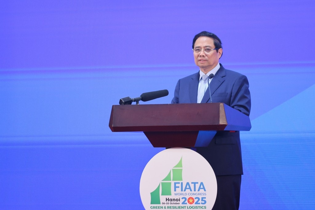 Thủ tướng Phạm Minh Chính phát biểu tại Đại hội Thế giới Liên đoàn quốc tế Các hiệp hội Giao nhận và Vận tải (FIATA World Congress 2025) - Ảnh: VGP/Nhật Bắc