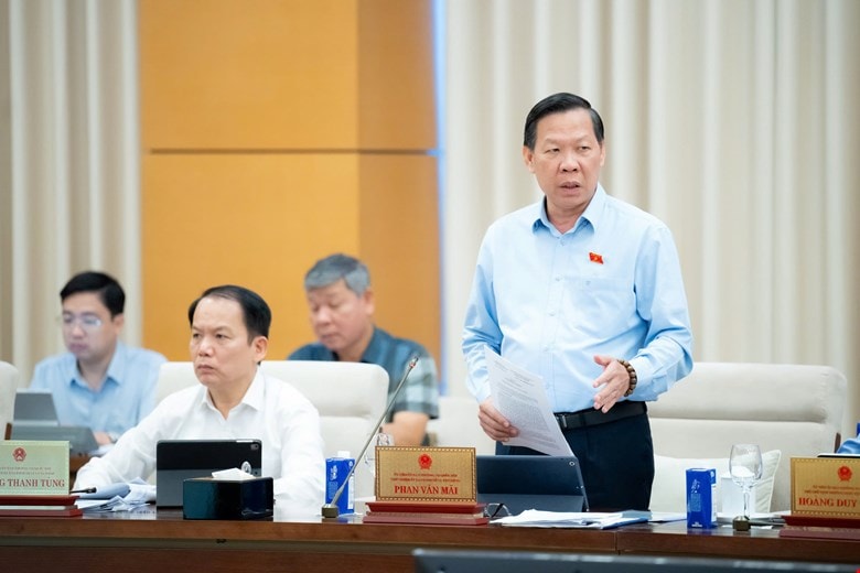 phan-van-mai.jpg