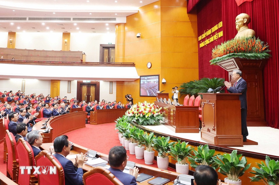 Tổng Bí thư Tô Lâm phát biểu bế mạc Hội nghị lần thứ 13 Ban Chấp hành Trung ương Đảng khóa XIII. (Ảnh: Thống Nhất/TTXVN)