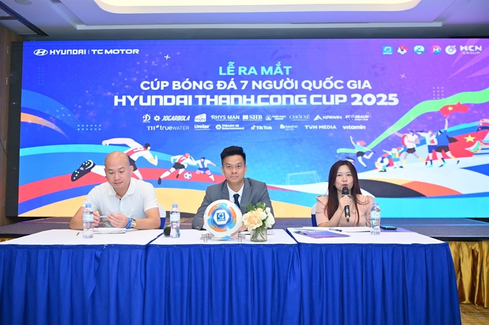 9-btc-chia-se-ve-cup-bong-da-7-nguoi-quoc-gia.jpeg