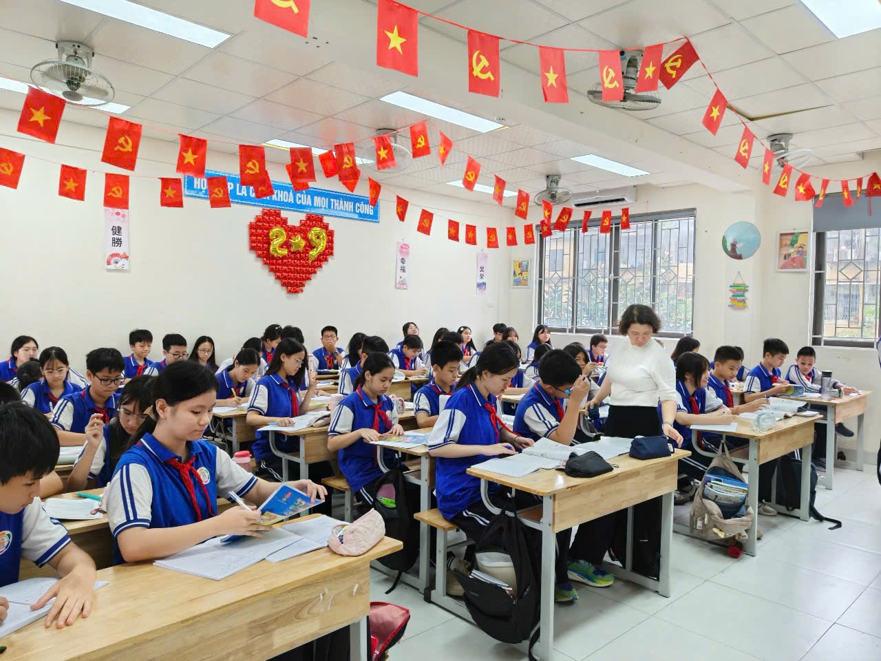 thcs-thanh-cong-p-giang-vo-1.jpg