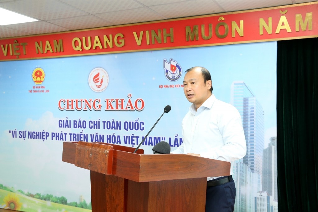 Đồng chí Lê Hải Bình - Thứ trưởng Thường trực Bộ Văn hóa, Thể thao và Du lịch phát biểu tại buổi lễ