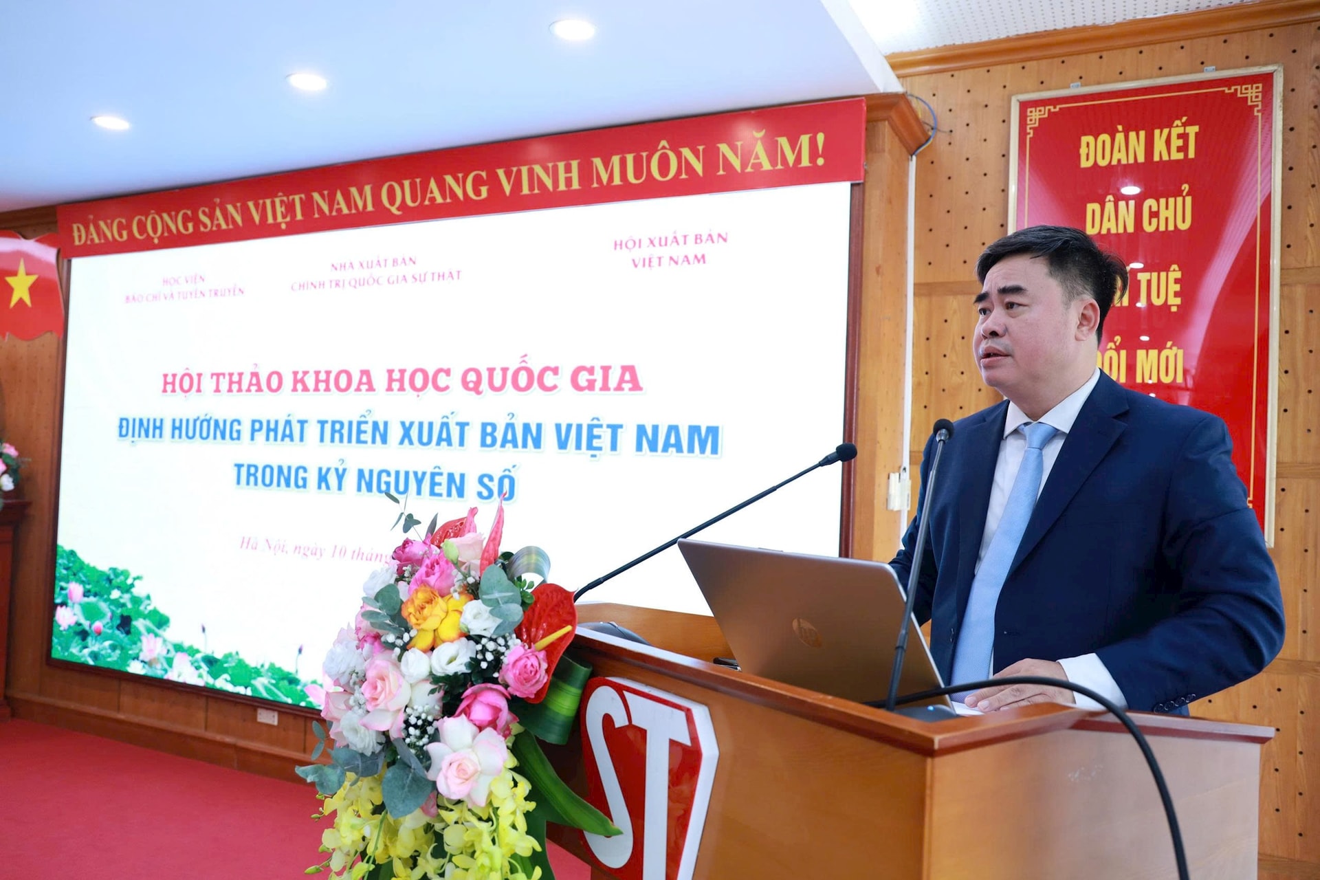 pham-minh-tuan.jpg
