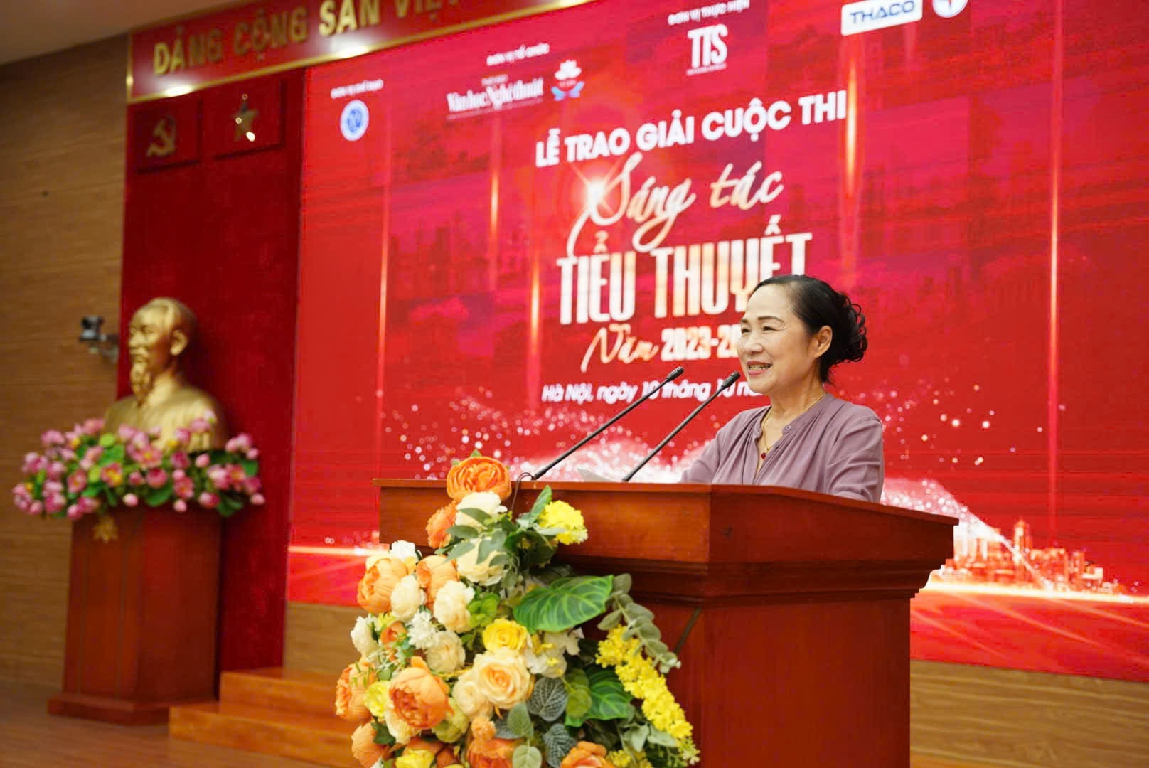 trinh-thuy-mui-st-tieu-thuyet.jpg