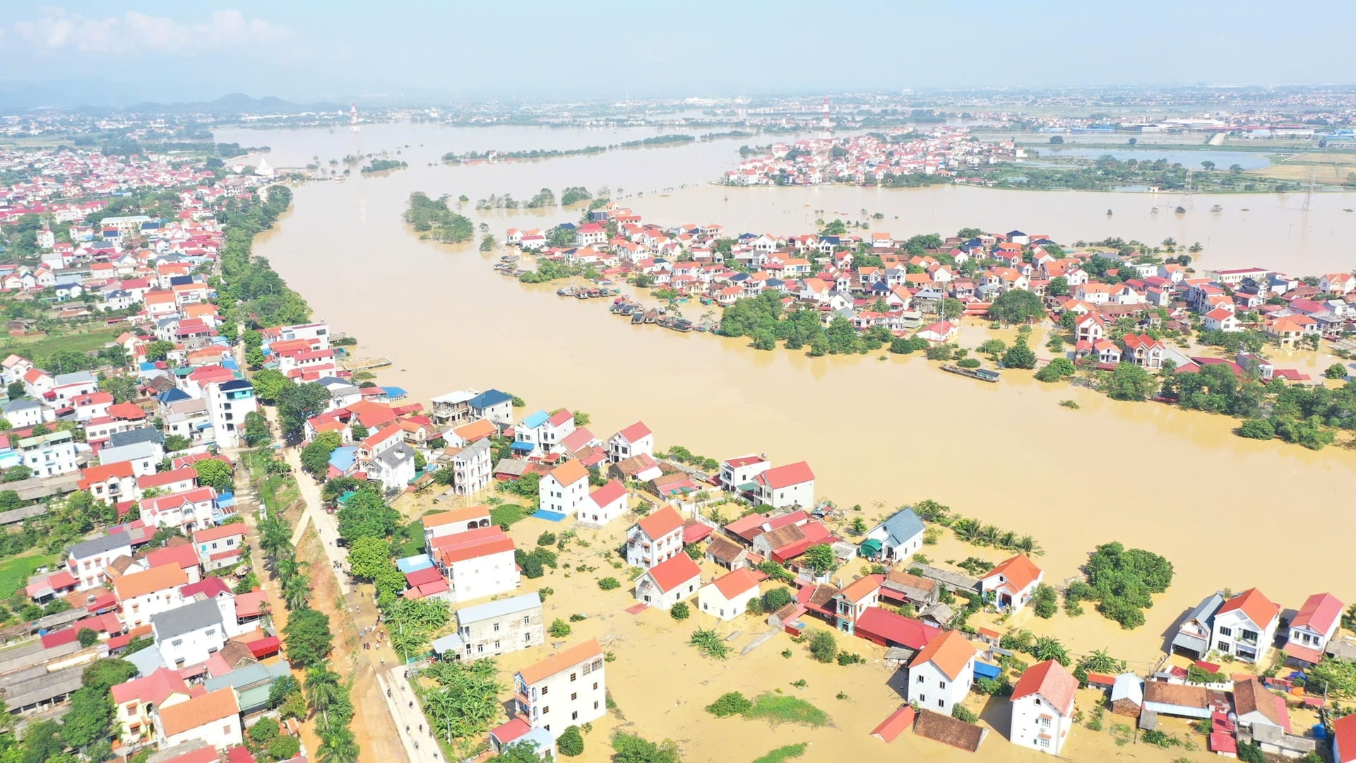 [Podcast] Điểm tin tuần từ ngày 6 đến 12-10: Hà Nội và các tỉnh phía Bắc chống chọi với mưa lũ lịch sử
