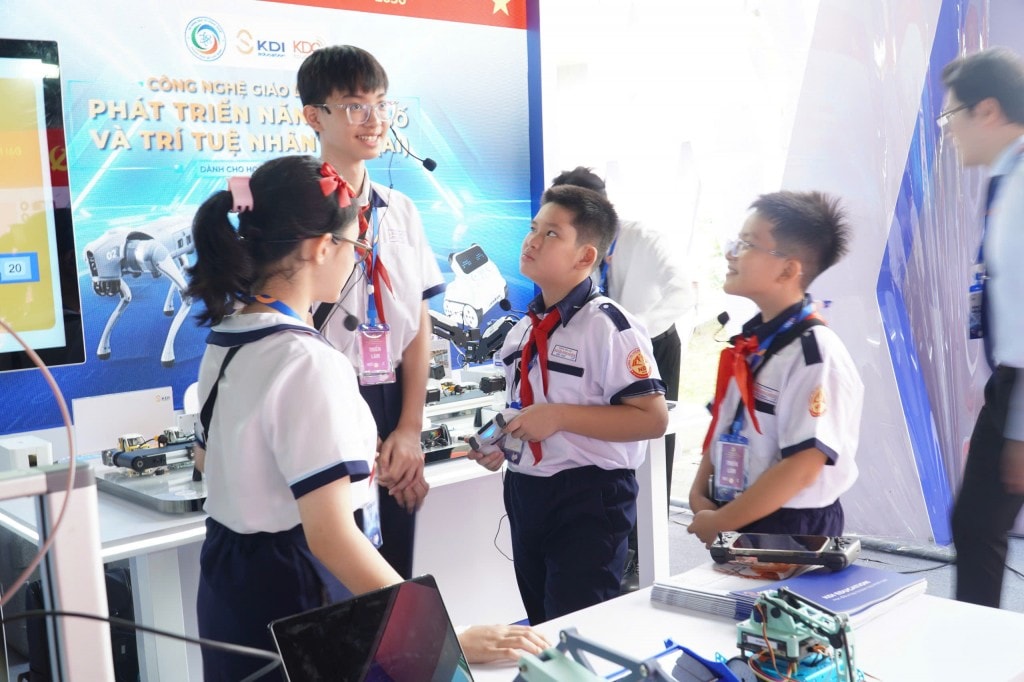 Sản phẩm công nghệ cao chào mừng Đại hội