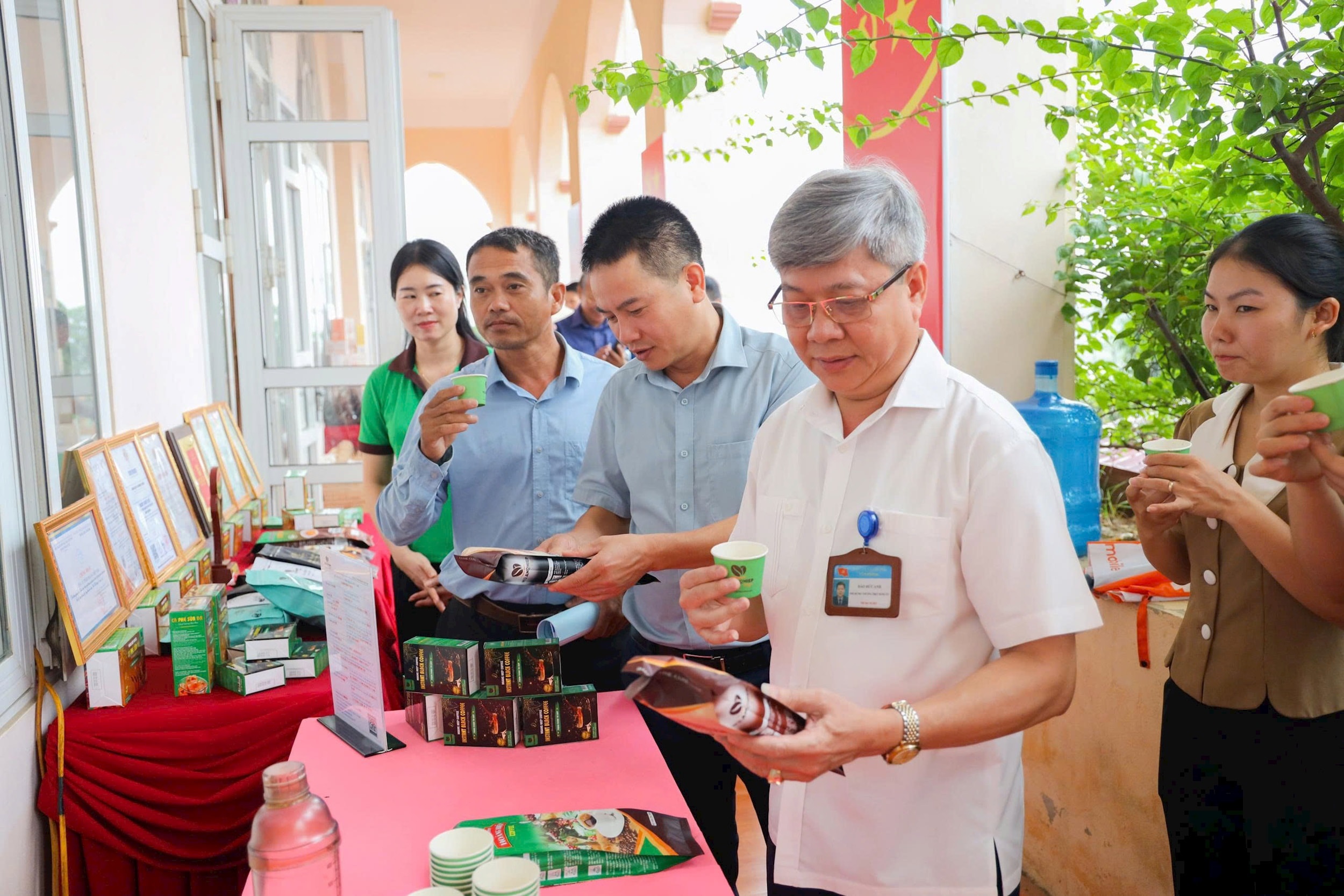 khuyen-nong-1.jpg