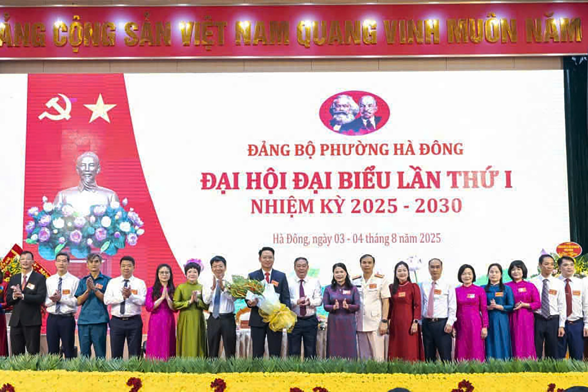 phuong-ha-dong.jpg