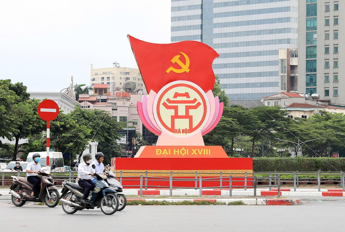 t6-phongsuanh-1.jpg