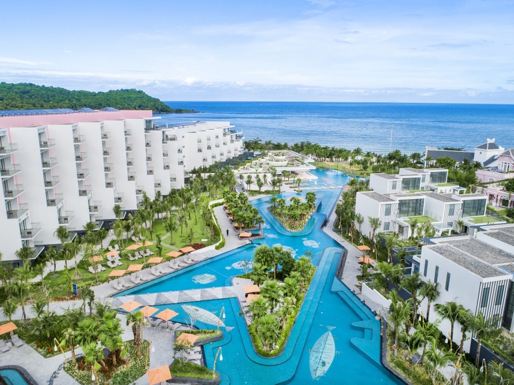 Premier Residences Phu Quoc Emerald Bay nâng tầm trải nghiệm cho du khách tại Phú Quốc.