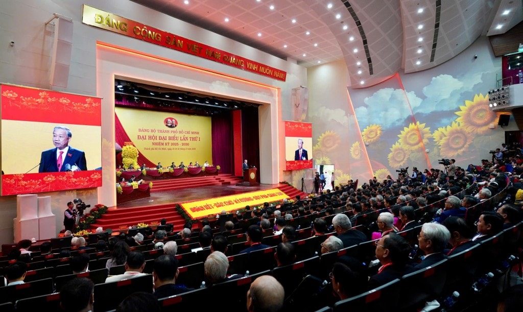 Quang cảnh đại hội