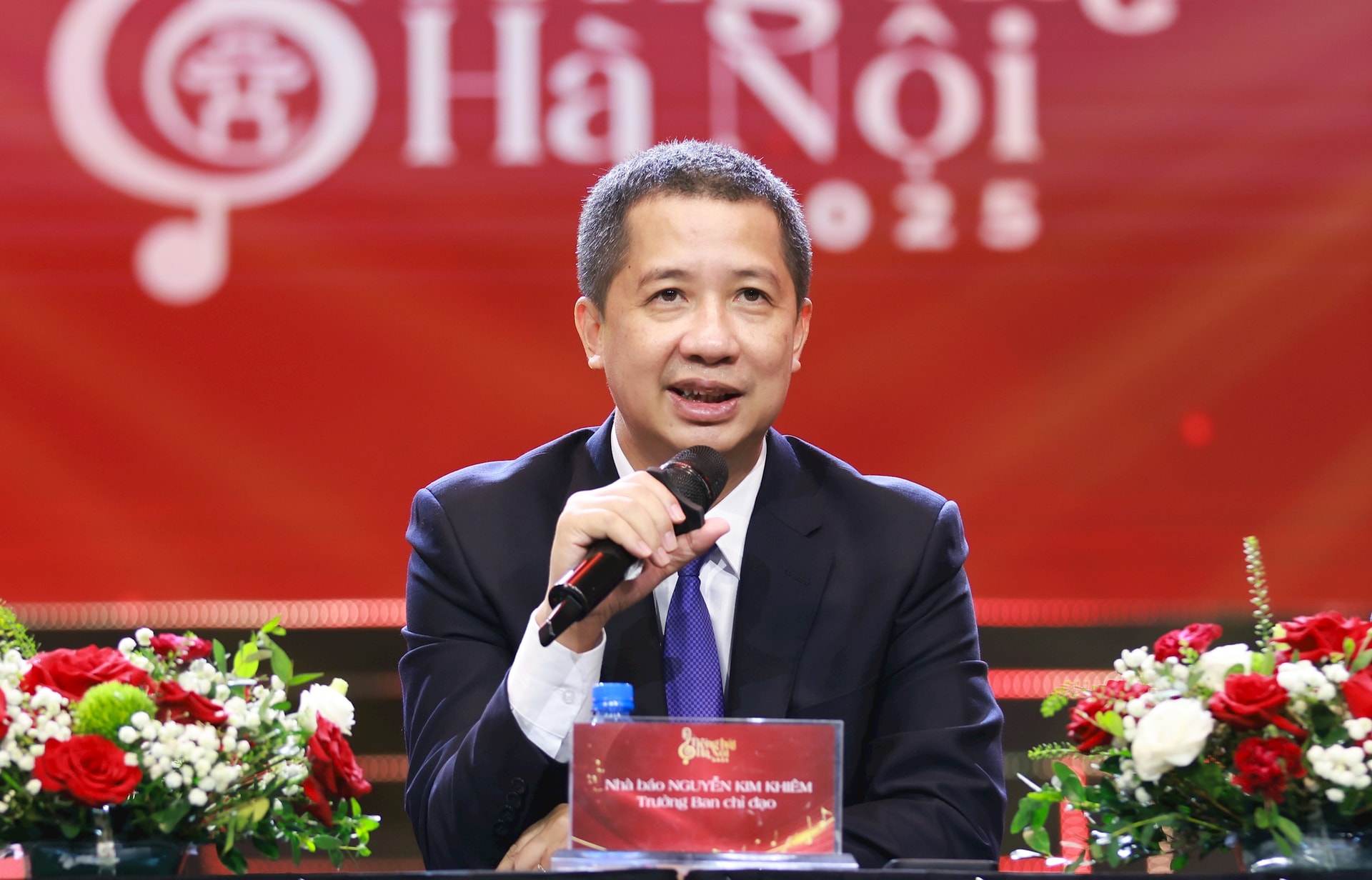 Kepala Komite Eksekutif Departemen Umum Surat Kabar Nguyen Kim Khiem.jpg