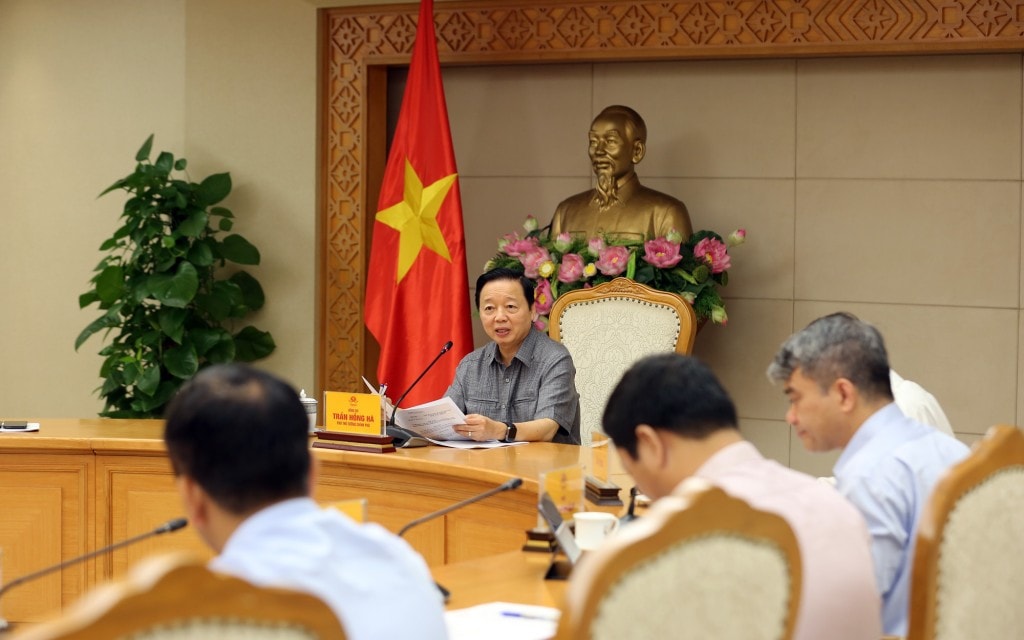 Phó Thủ tướng Trần Hồng Hà nhấn mạnh mục tiêu cao nhất là hình thành ngành công nghiệp đường sắt độc lập, tự chủ, có năng lực làm chủ chuỗi giá trị và công nghệ cốt lõi - Ảnh: VGP/Minh Khôi