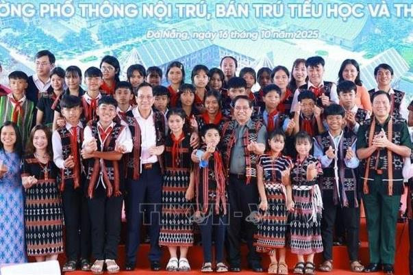 cdnmedia.baotintuc.vn-upload-tnxyicqv9cimnpwzz54rja-files-_ttg-tay-giang4-1-.jpg
