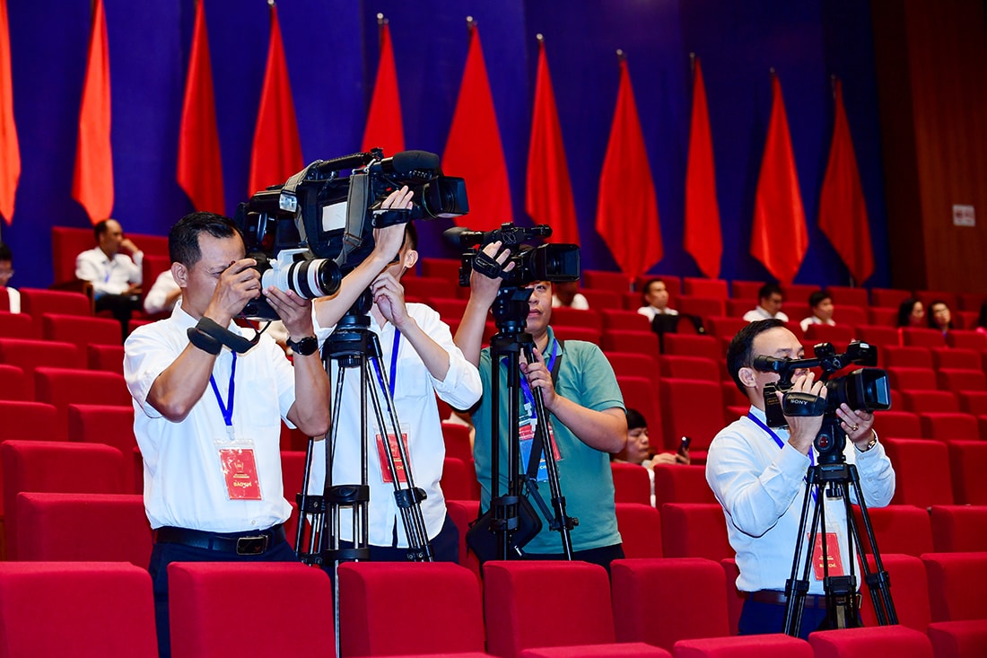 a-phongsuanh-5.jpg
