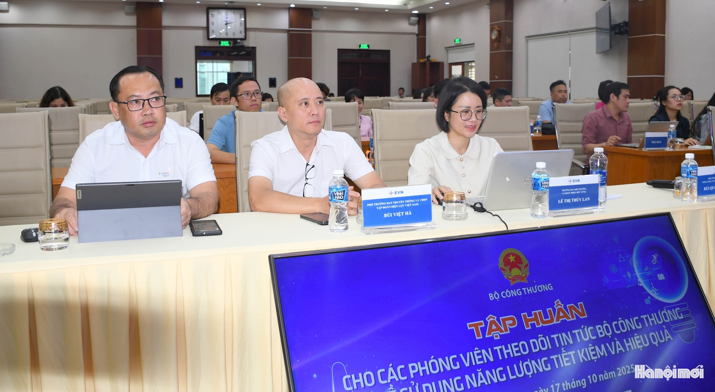 W_taphuan-nawngluong-tphcm.jpg