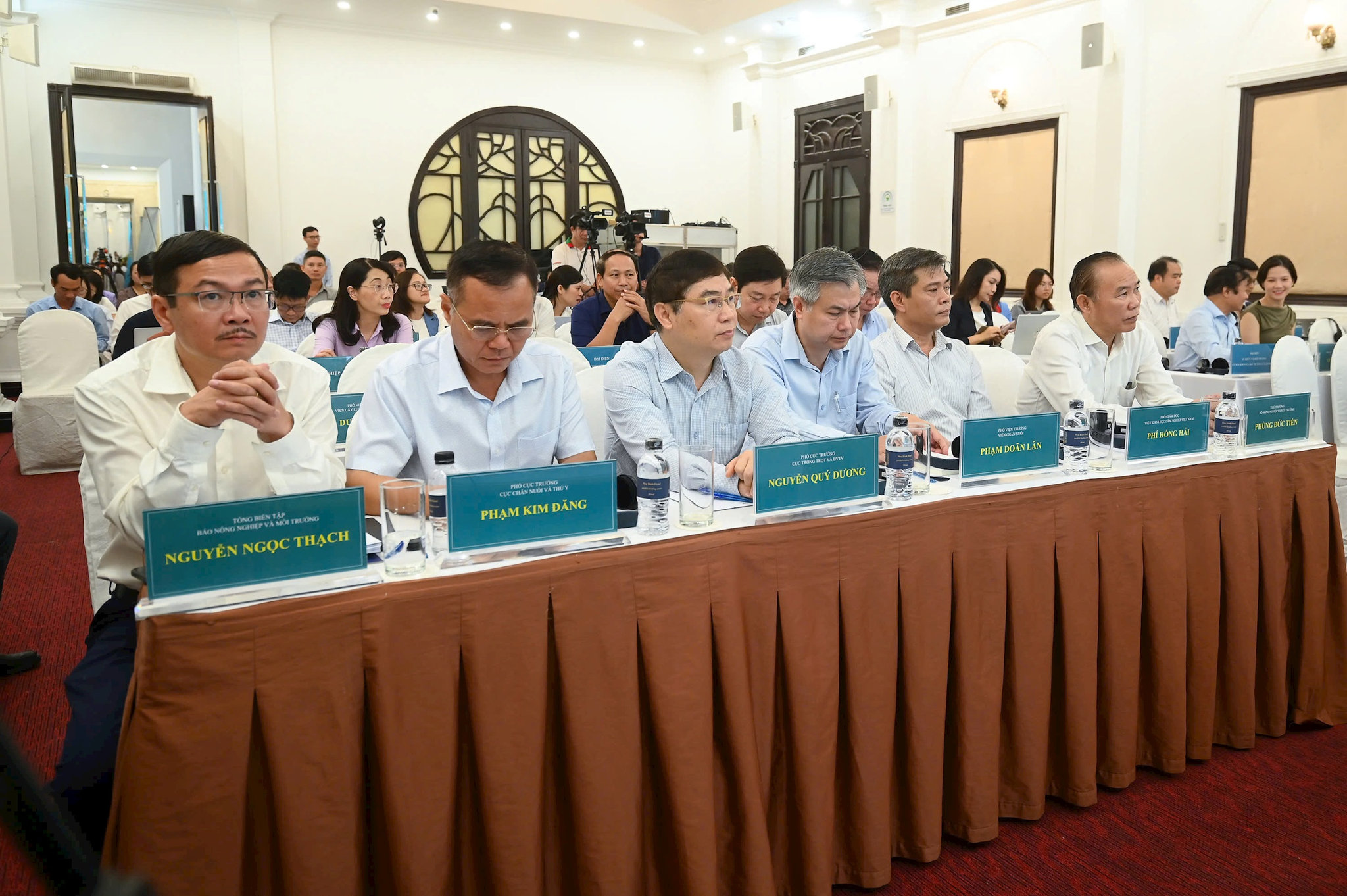 dien-dan-18-10.jpg