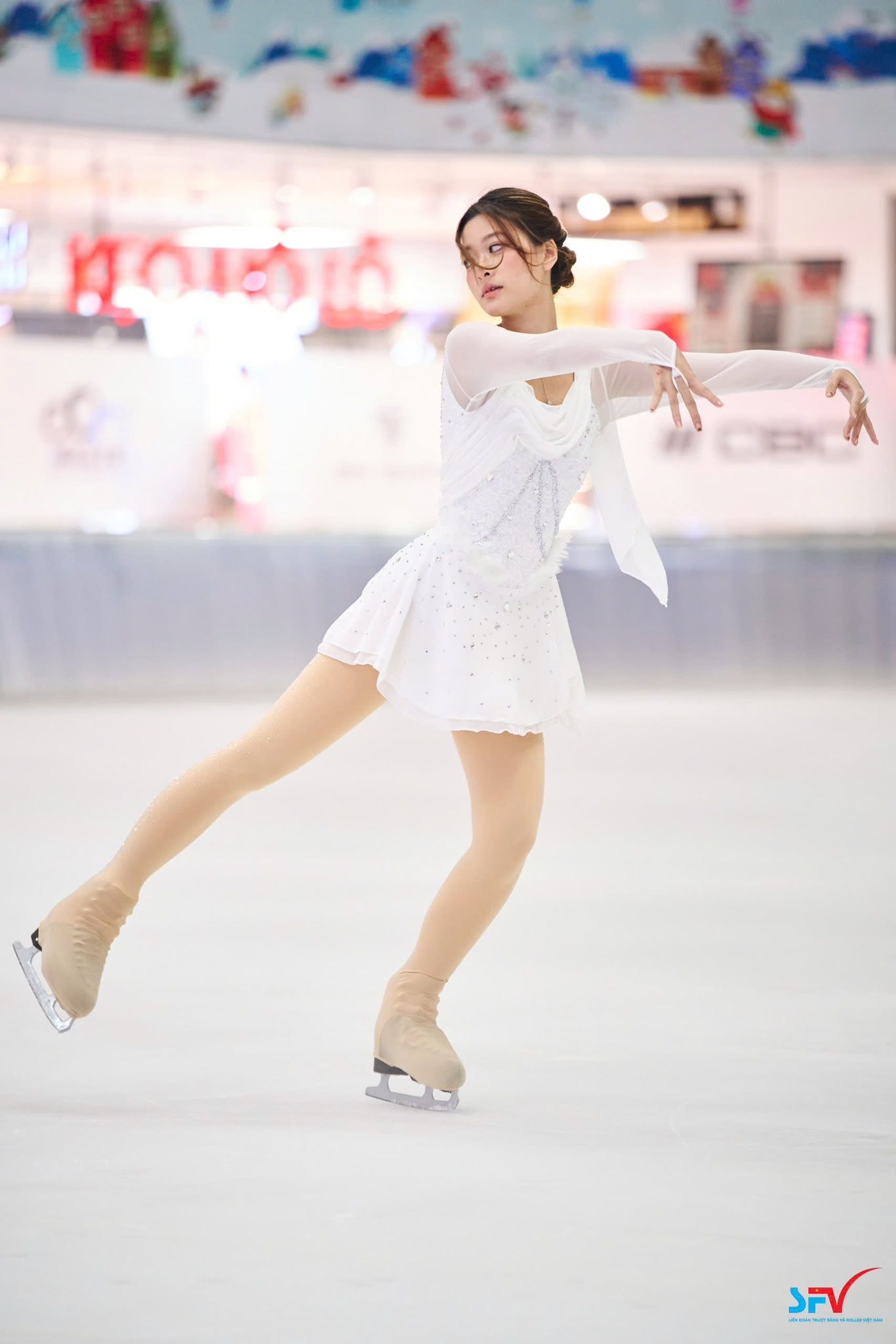 19-vdv-thi-dau2.jpeg