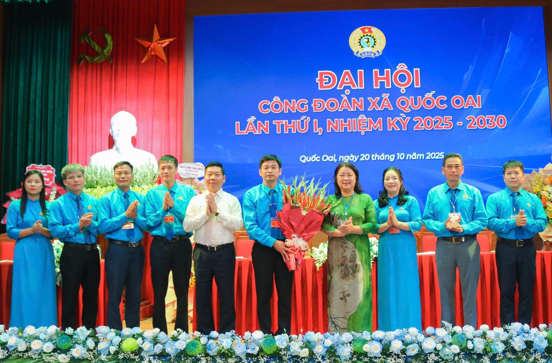 12quoc-oai.jpg