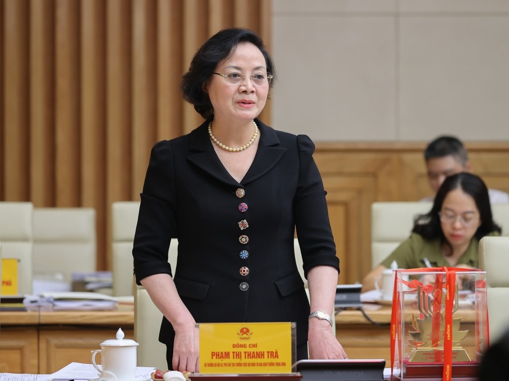 Bộ trưởng Bộ Nội vụ Phạm Thị Thanh Trà, Phó Chủ tịch Thường trực Hội đồng phát biểu- Ảnh: VGP/Nhật Bắc