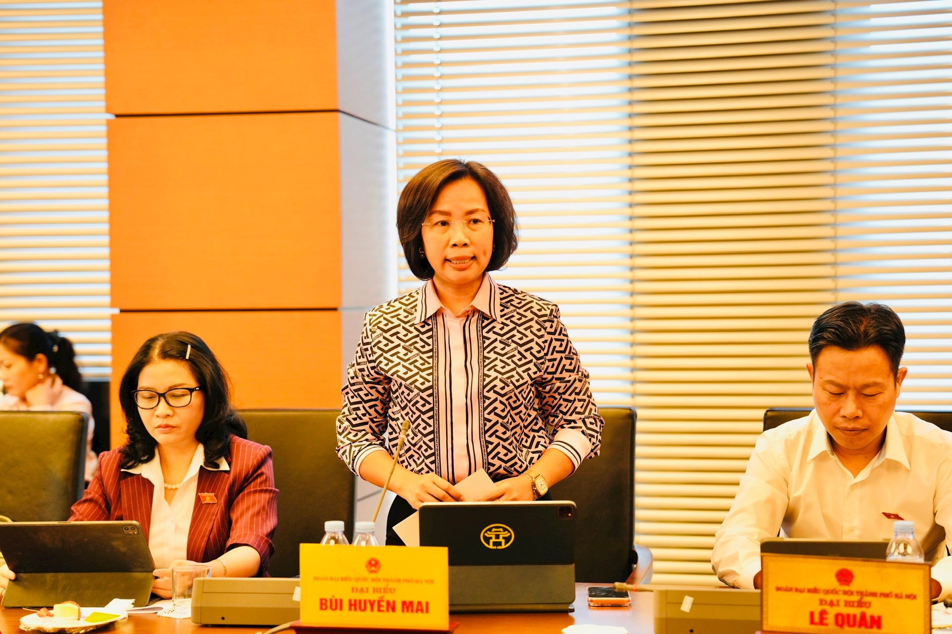 bui-huyen-mai.jpg
