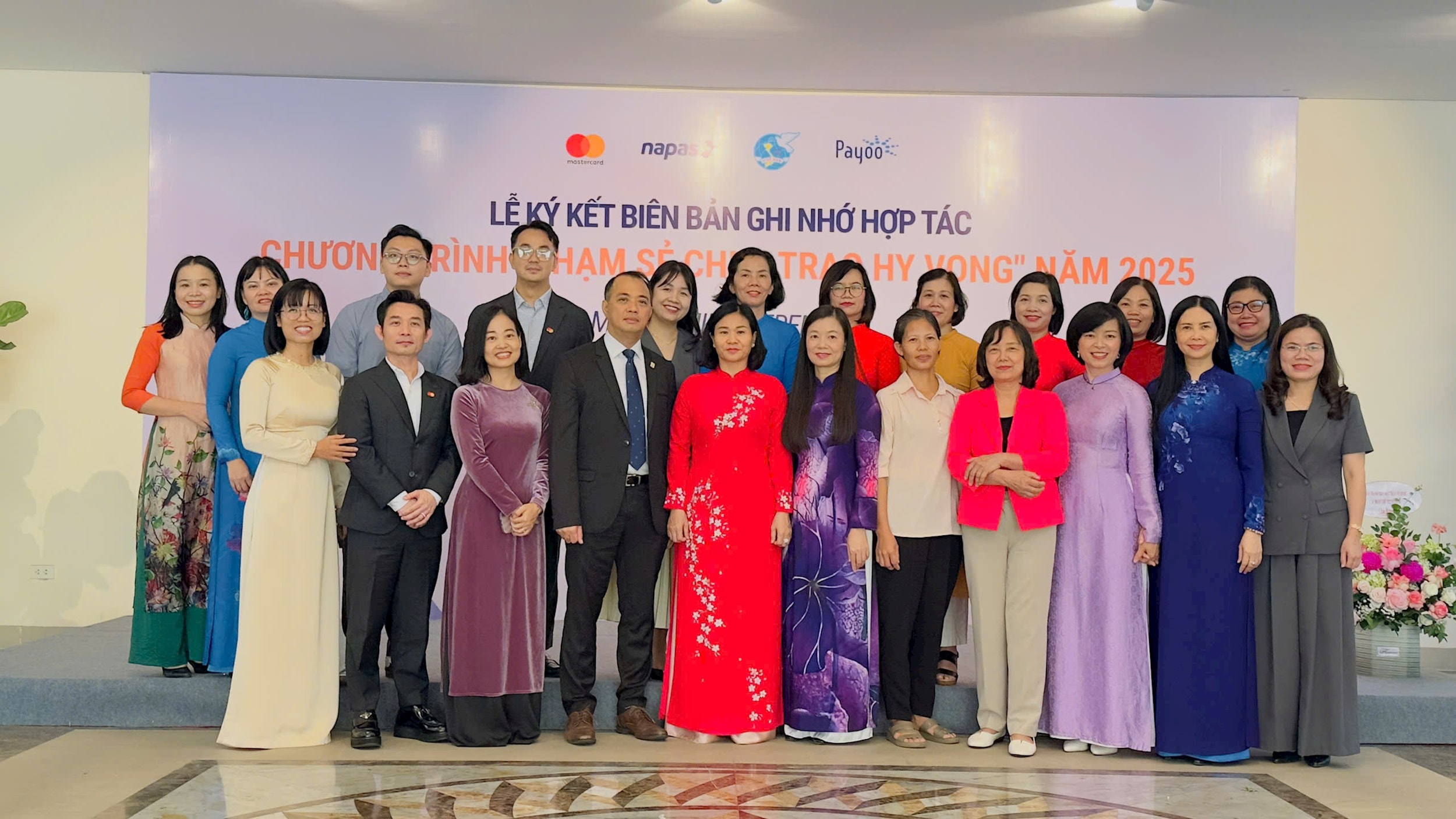 hoi-lhpnvn-ky-ket-bien-ban-ghi-nho-voi-napas-mastercard-va-payoo3.jpeg
