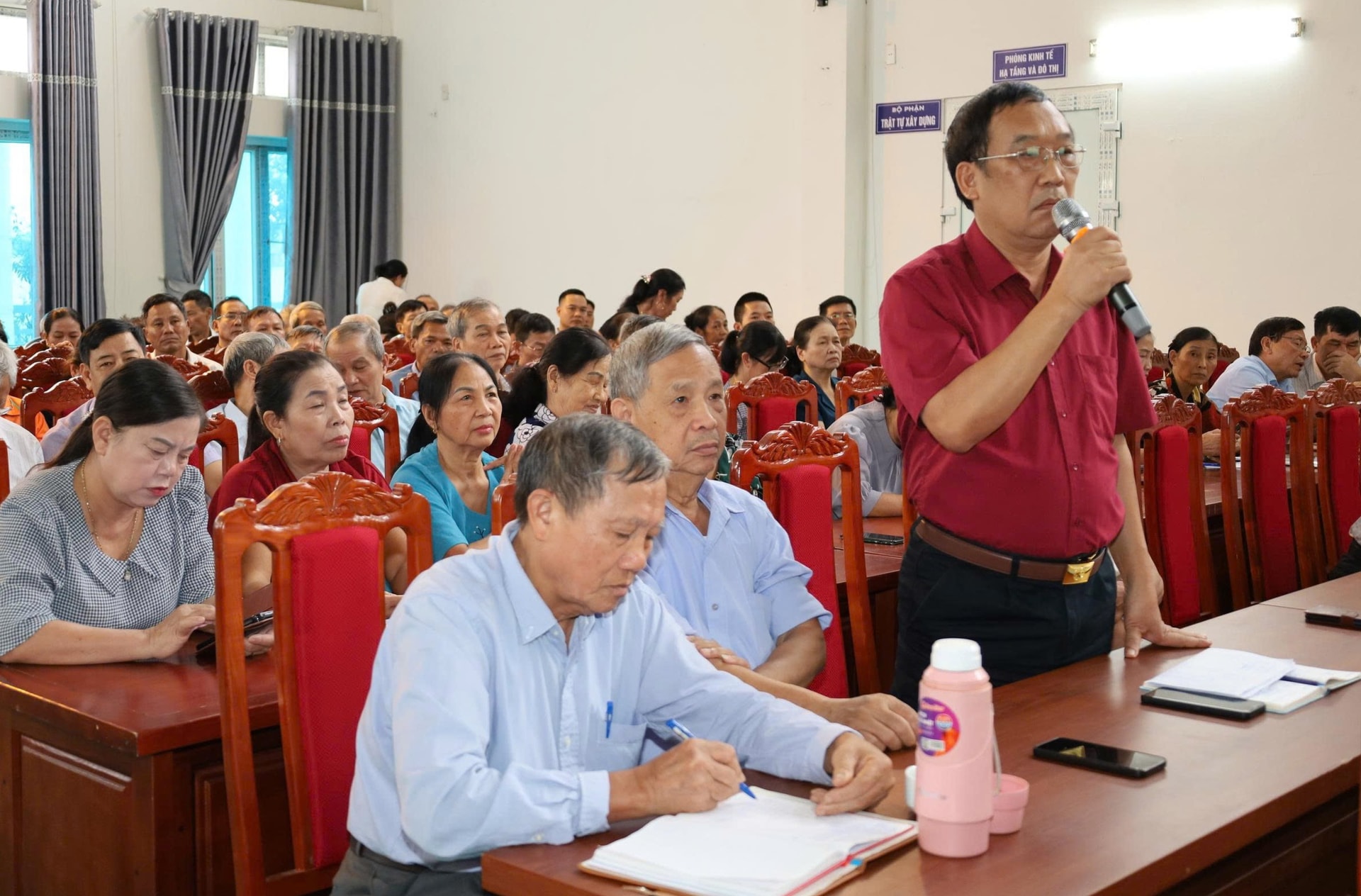 ទុង-ធៀន-១២.jpg