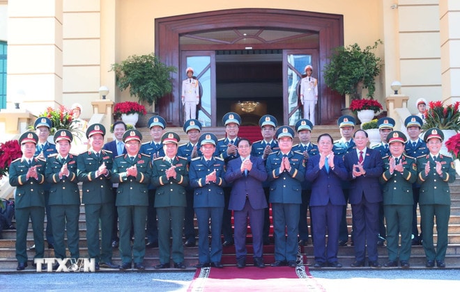 thu-tuong-quan-chung-phong-khong-khong-quan-6.jpg