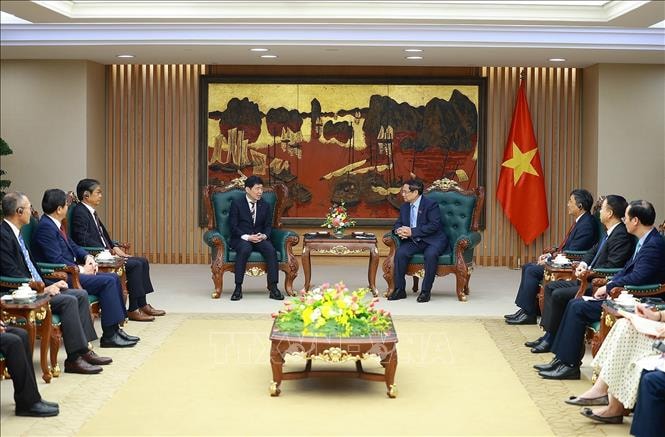 thutuong2.jpg