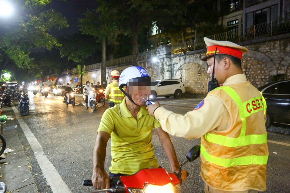 Hà Nội quyết liệt đưa việc chấp hành nồng độ cồn vào nền nếp, nâng cao ý thức toàn dân
