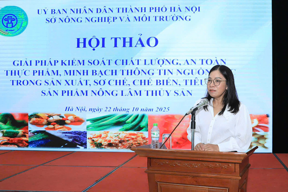 tienthuy.jpg