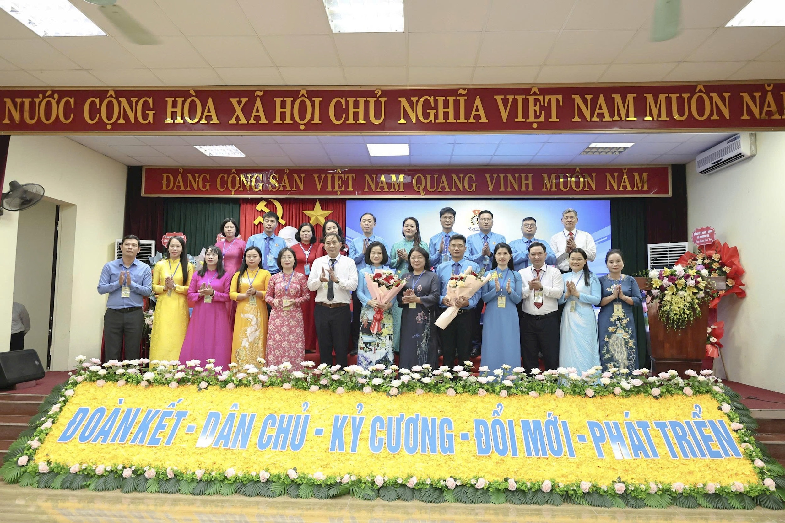 thuong-tin-2.jpg