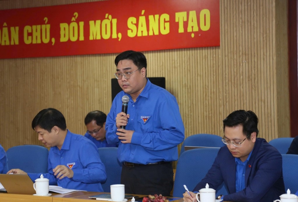 Đại biểu chia sẻ ý kiến tại hội nghị