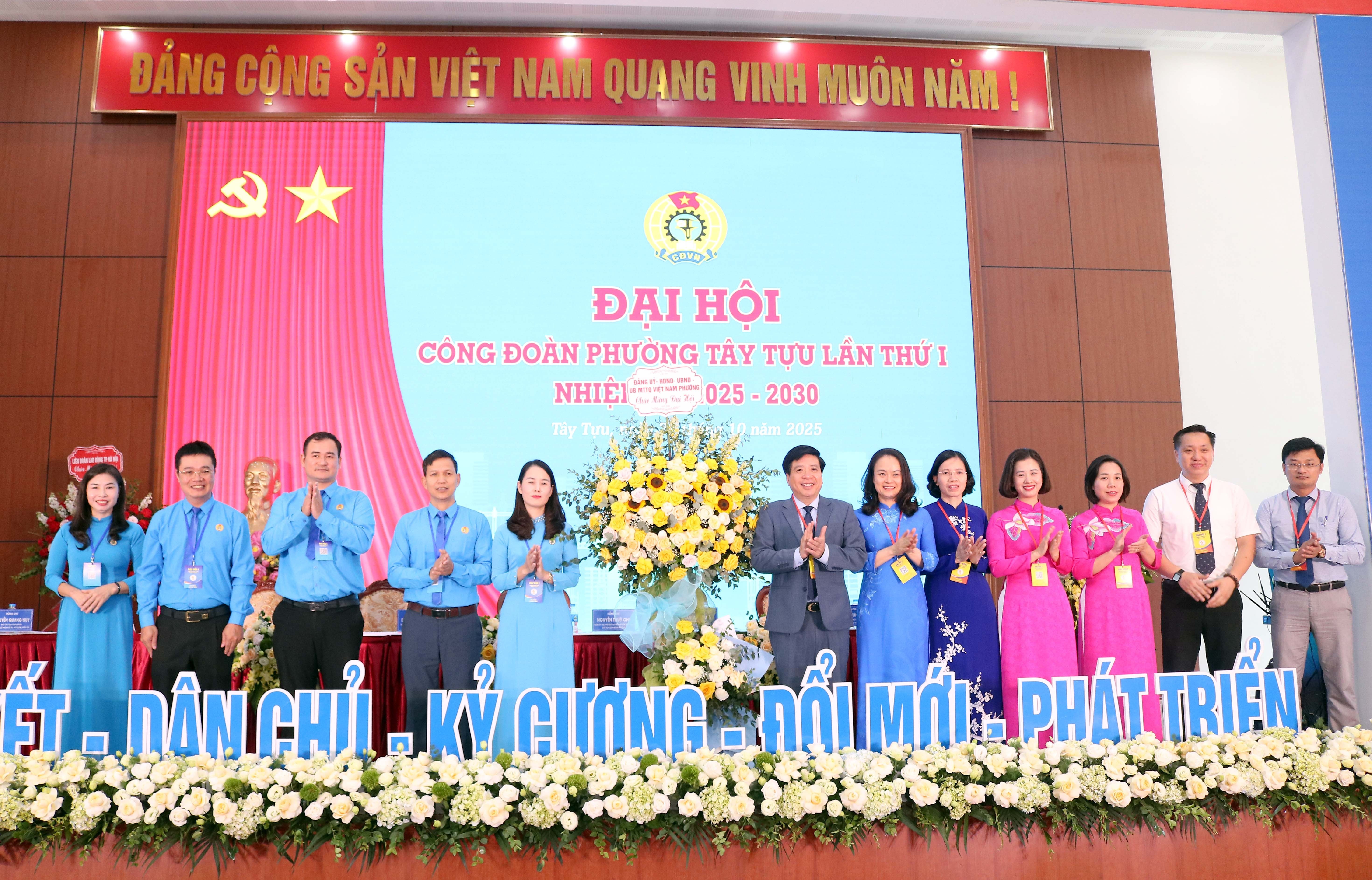 Đại hội Công đoàn phường Tây Tựu lần thứ I: Xây dựng tổ chức vững mạnh, đổi mới vì người lao động