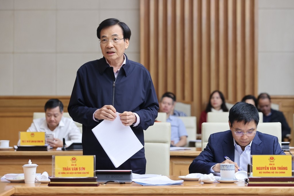 Bộ trưởng, Chủ nhiệm Văn phòng Chính phủ Trần Văn Sơn phát biểu tại phiên họp - Ảnh: VGP/Nhật Bắc