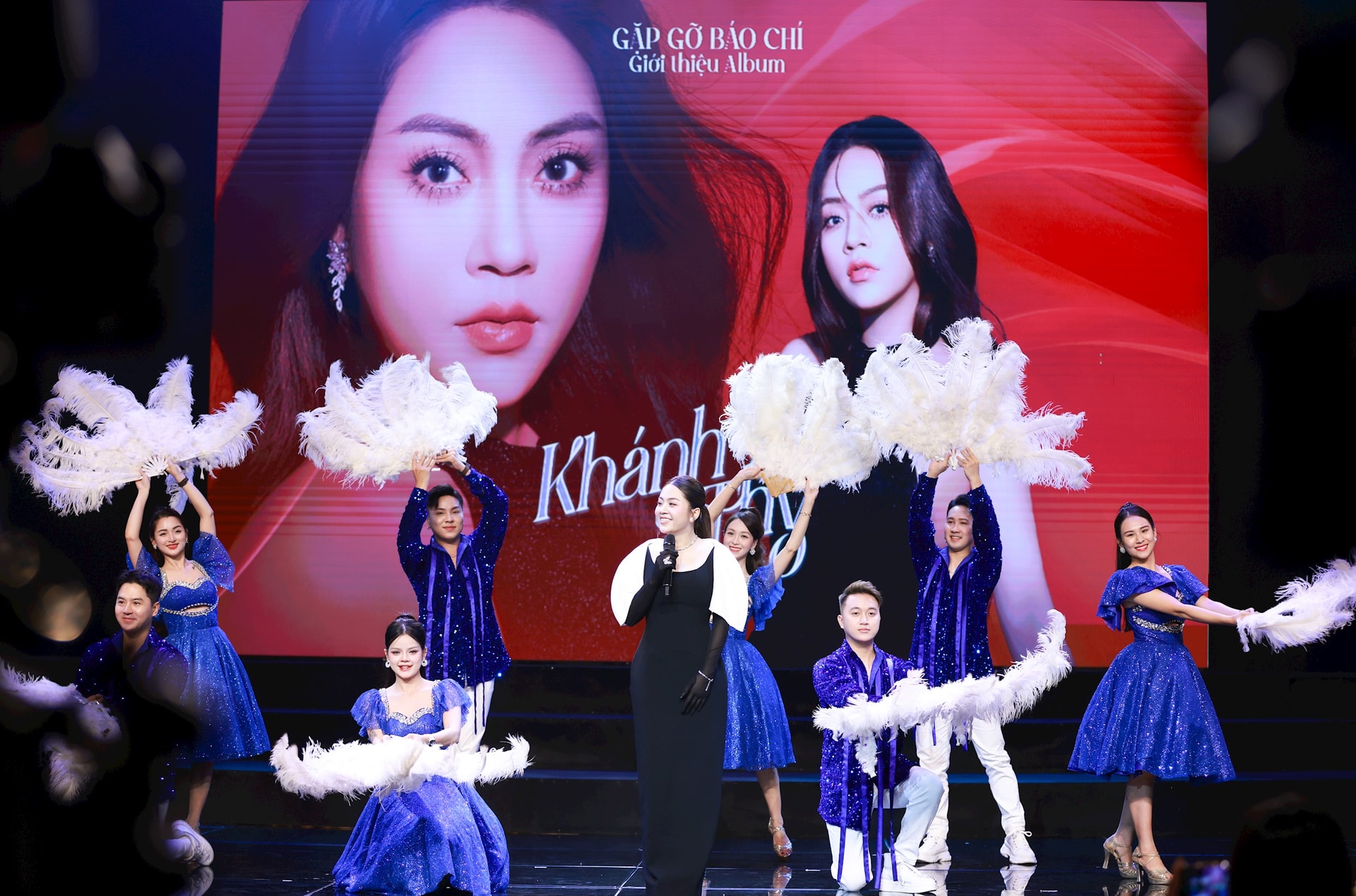 khanh-thy-1.jpg