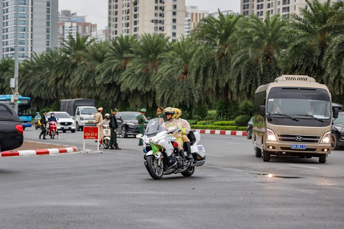 Tổng duyệt phương án bảo đảm an toàn giao thông cho Lễ ký Công ước chống tội phạm mạng của Liên hợp quốc