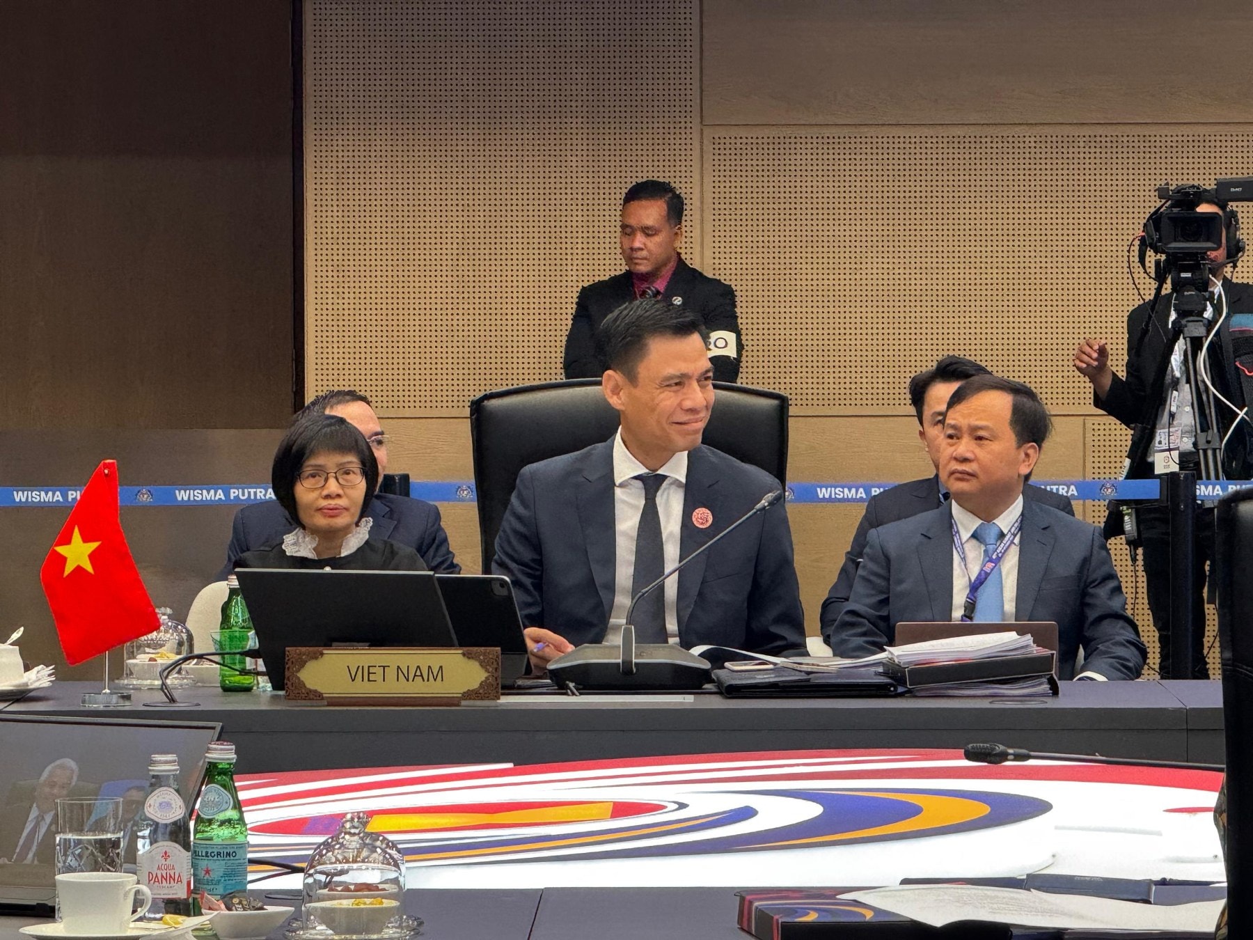 thu-truong-ng-truong-som-asean-viet-nam.jpg
