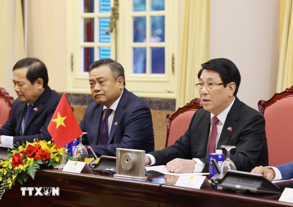 chu-tich-nuoc-luong-cuong-hoi-dam-voi-tong-thu-ky-lien-hop-quoc-24-6.jpg